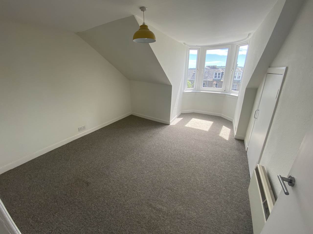 Flat Seafield Road in Dundee