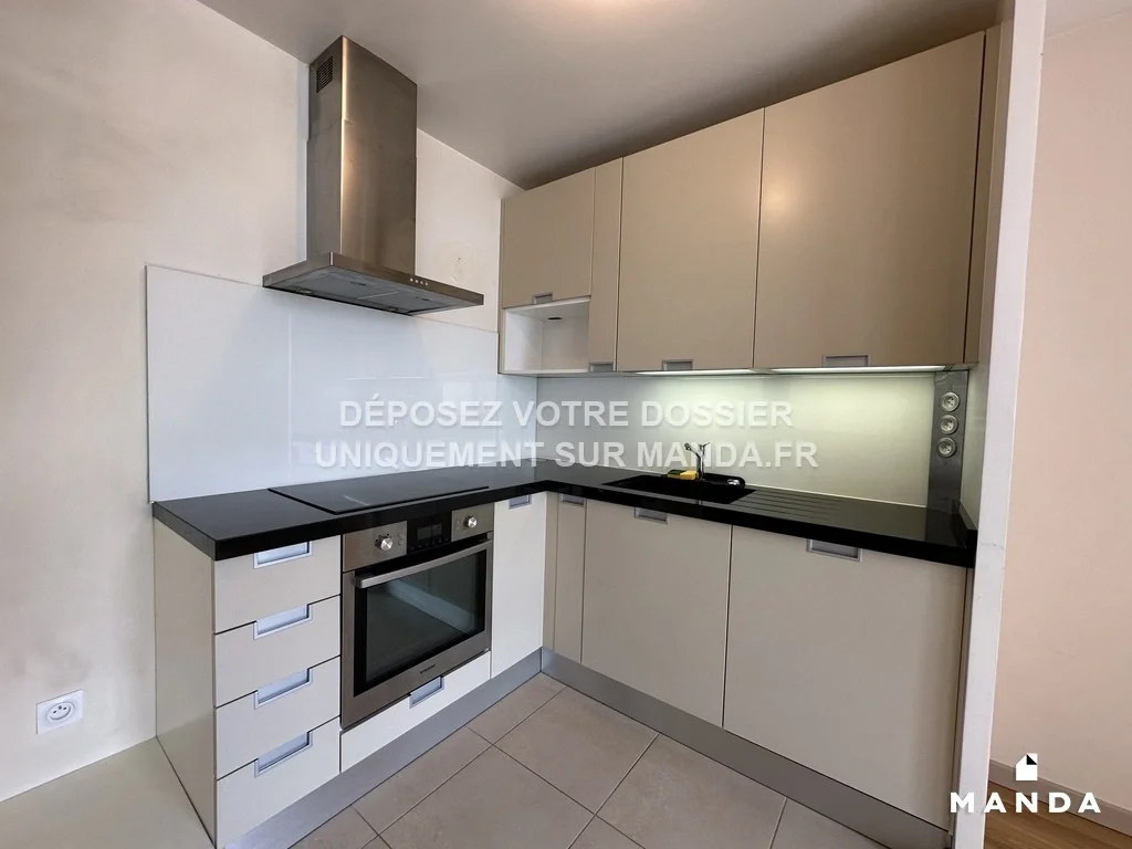 Appartement Rue Robert Schuman à Massy