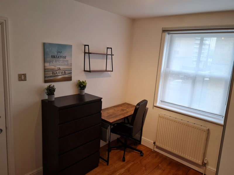 House Amoy Place in Greater London