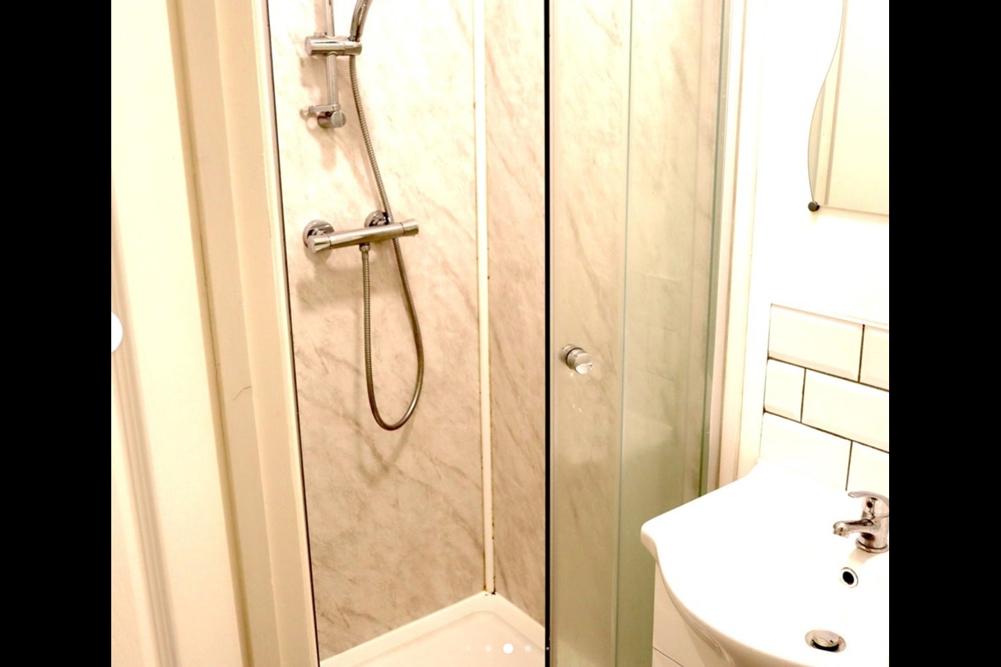Room Crown Mews in Derby
