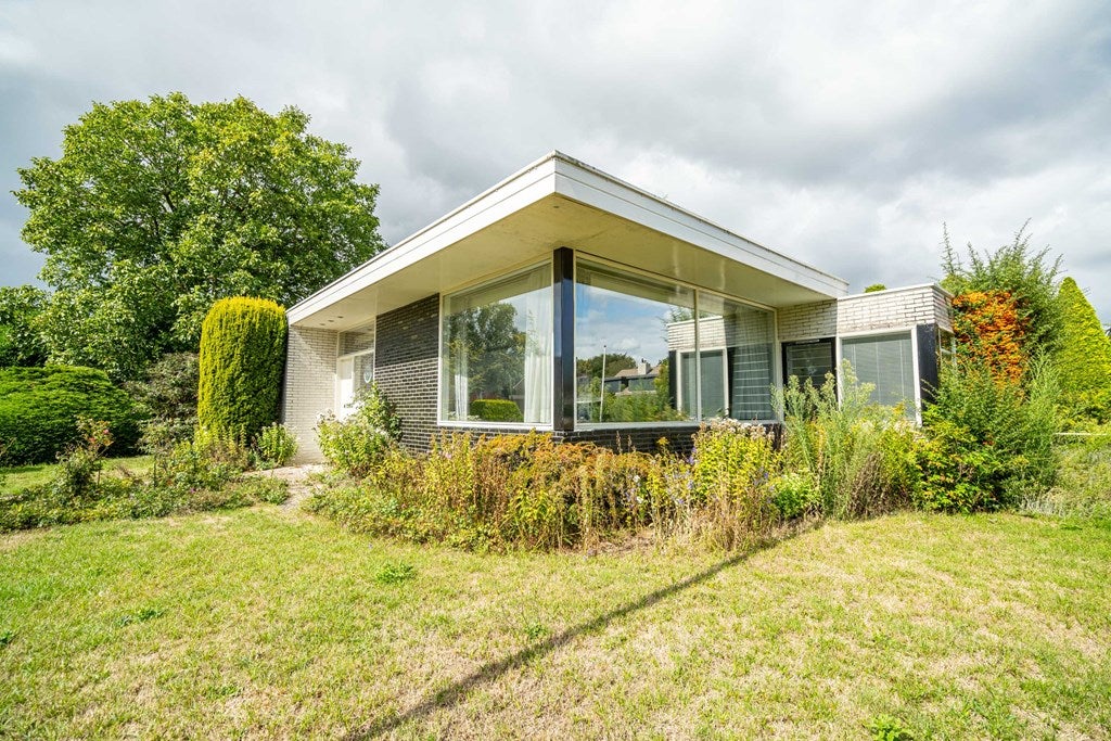 Huis Brouwerlaan 1 in Voorschoten