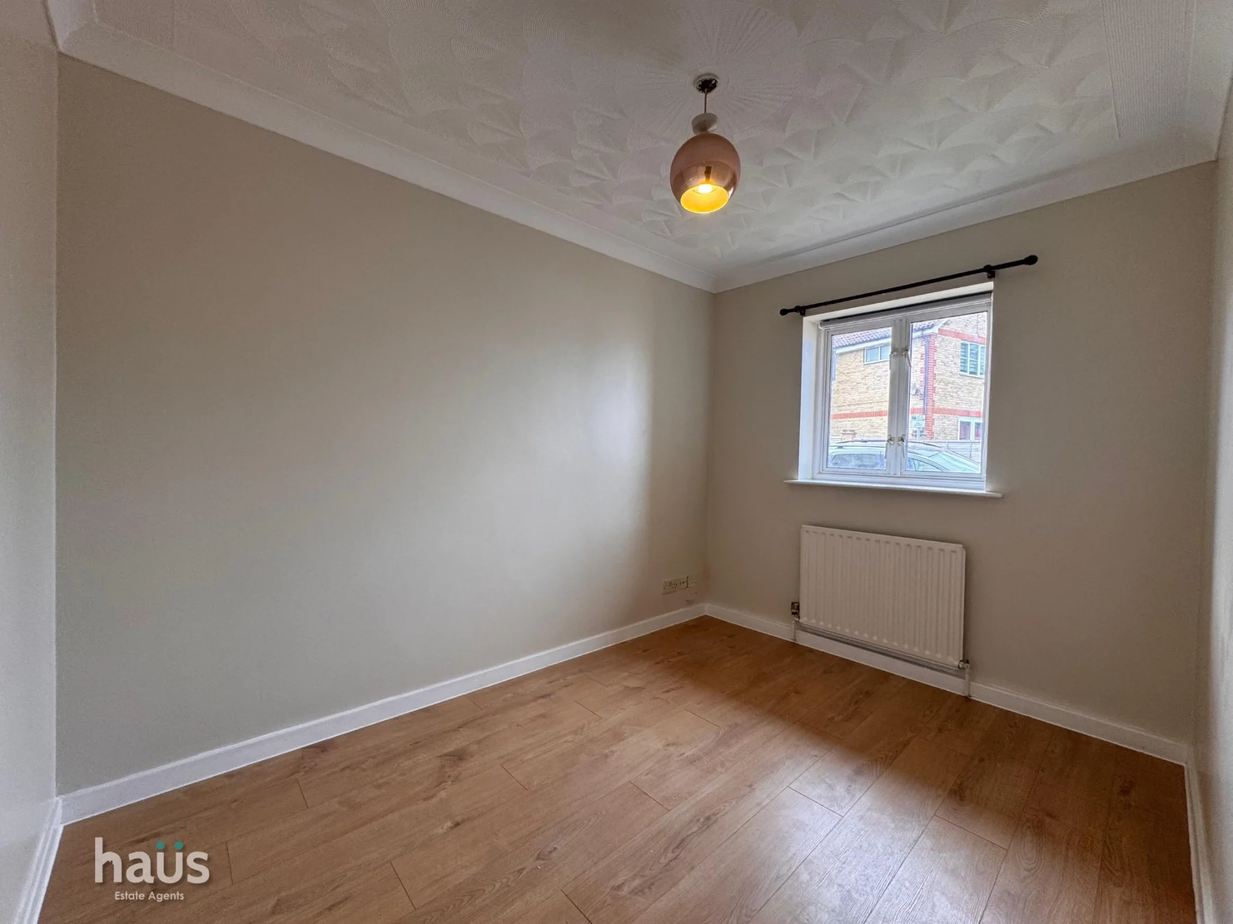 Flat Shakespeare Road in Gillingham