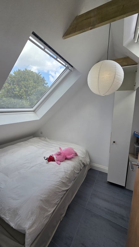 Room Carlton Avenue East in Greater London