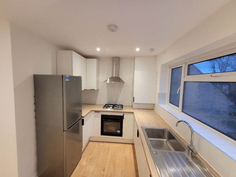 Flat South Park Hill Road in Greater London