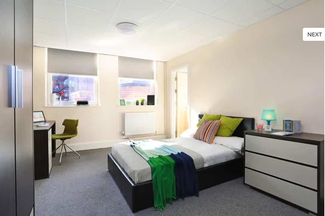Room Upper Parliament Street in Nottingham