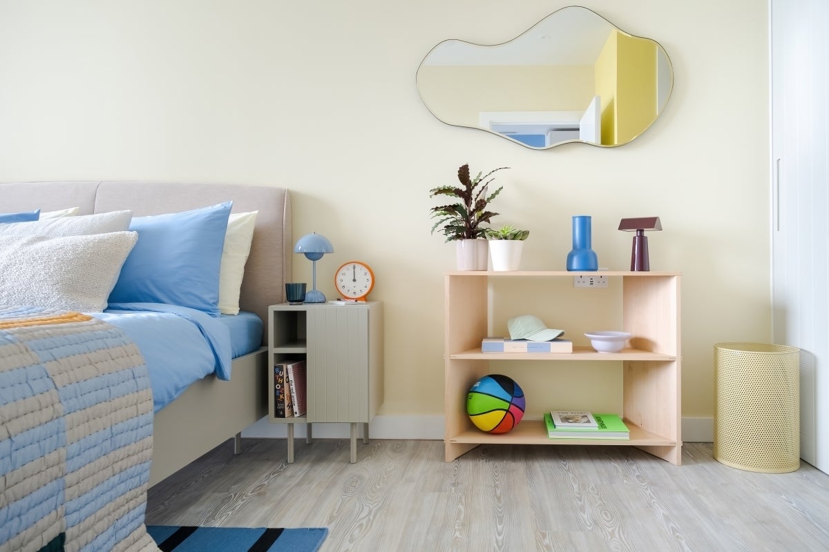Flat Cherry Park Lane in Greater London