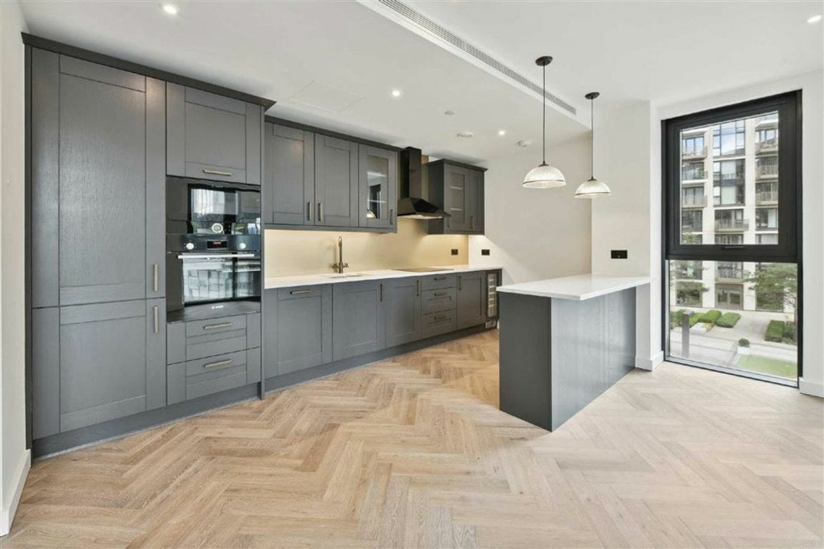 Flat Pennington Quay Walk in Greater London