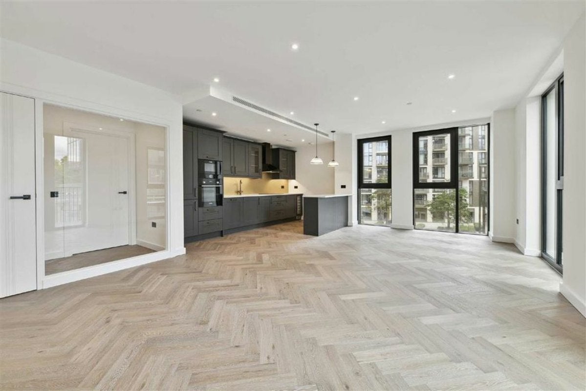 Flat Pennington Quay Walk in Greater London