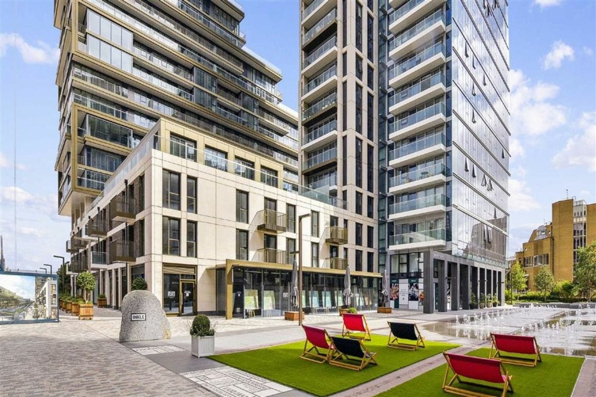 Flat Pennington Quay Walk in Greater London