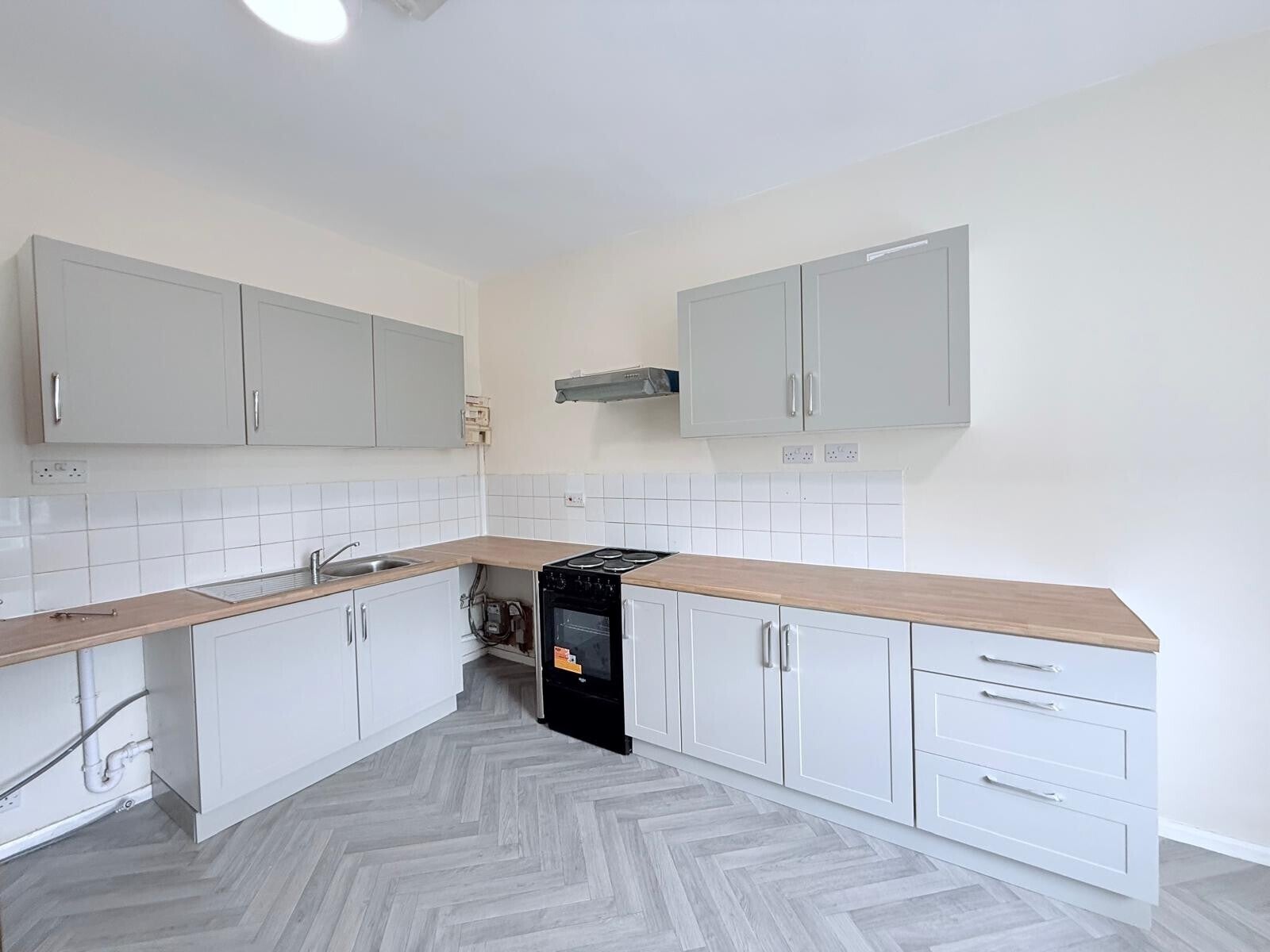 Flat Orford Avenue in Nottingham