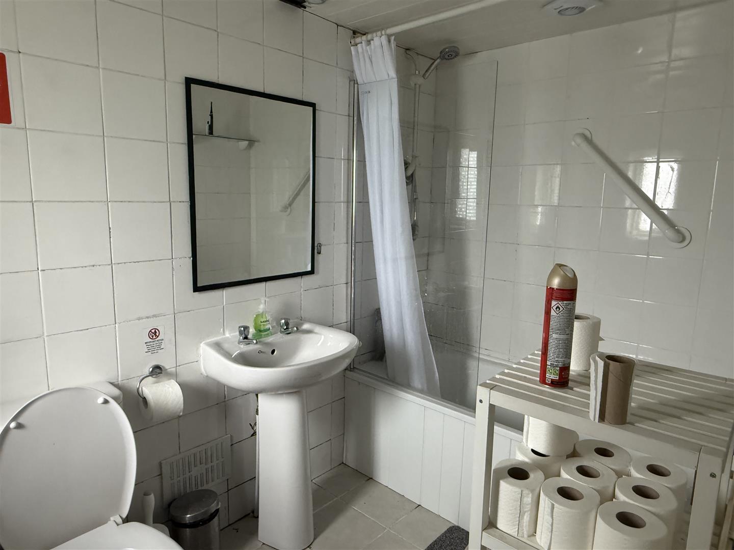 Room Nolton Street in Bridgend