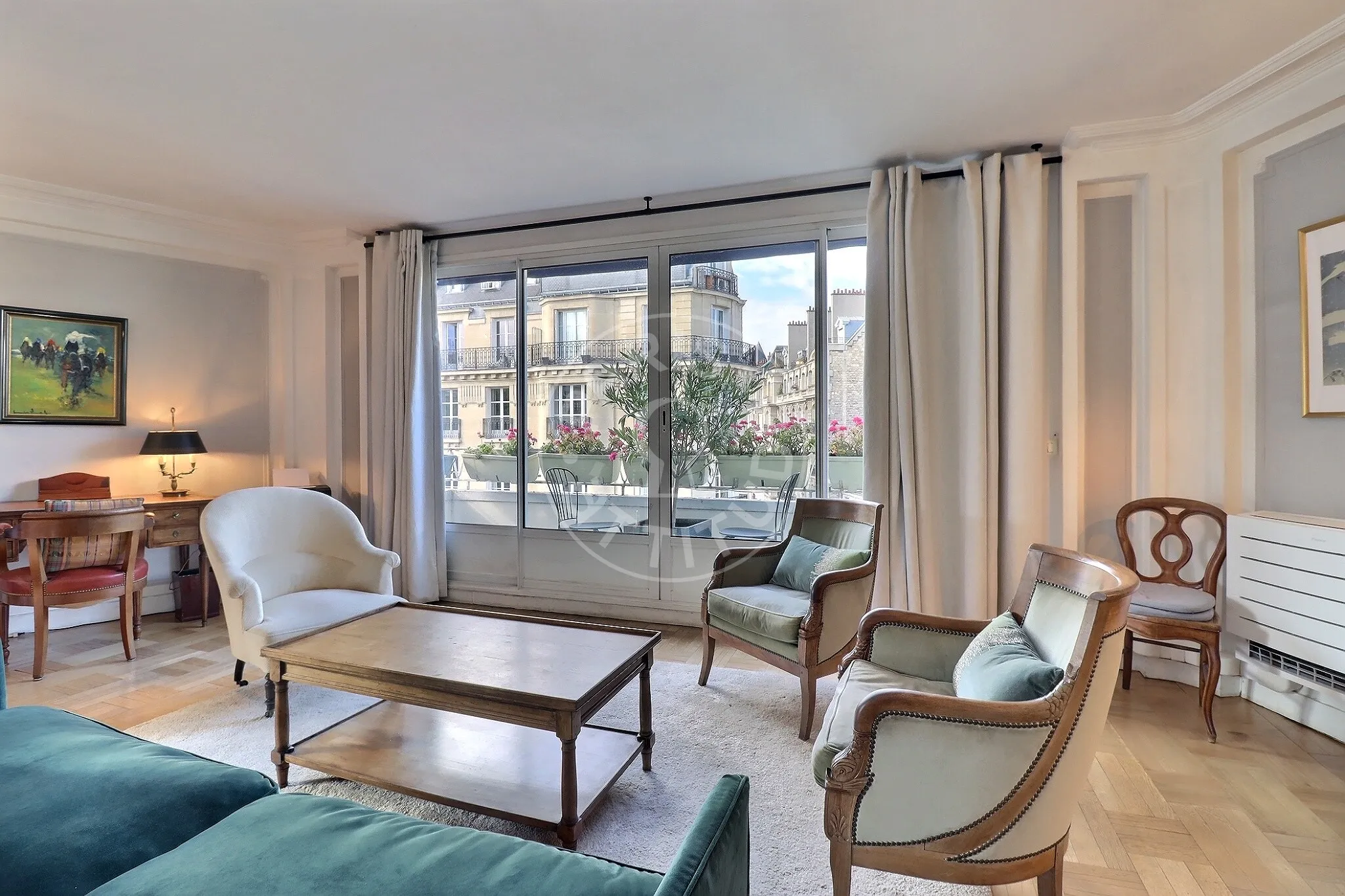 Flat Rue Spontini in Paris