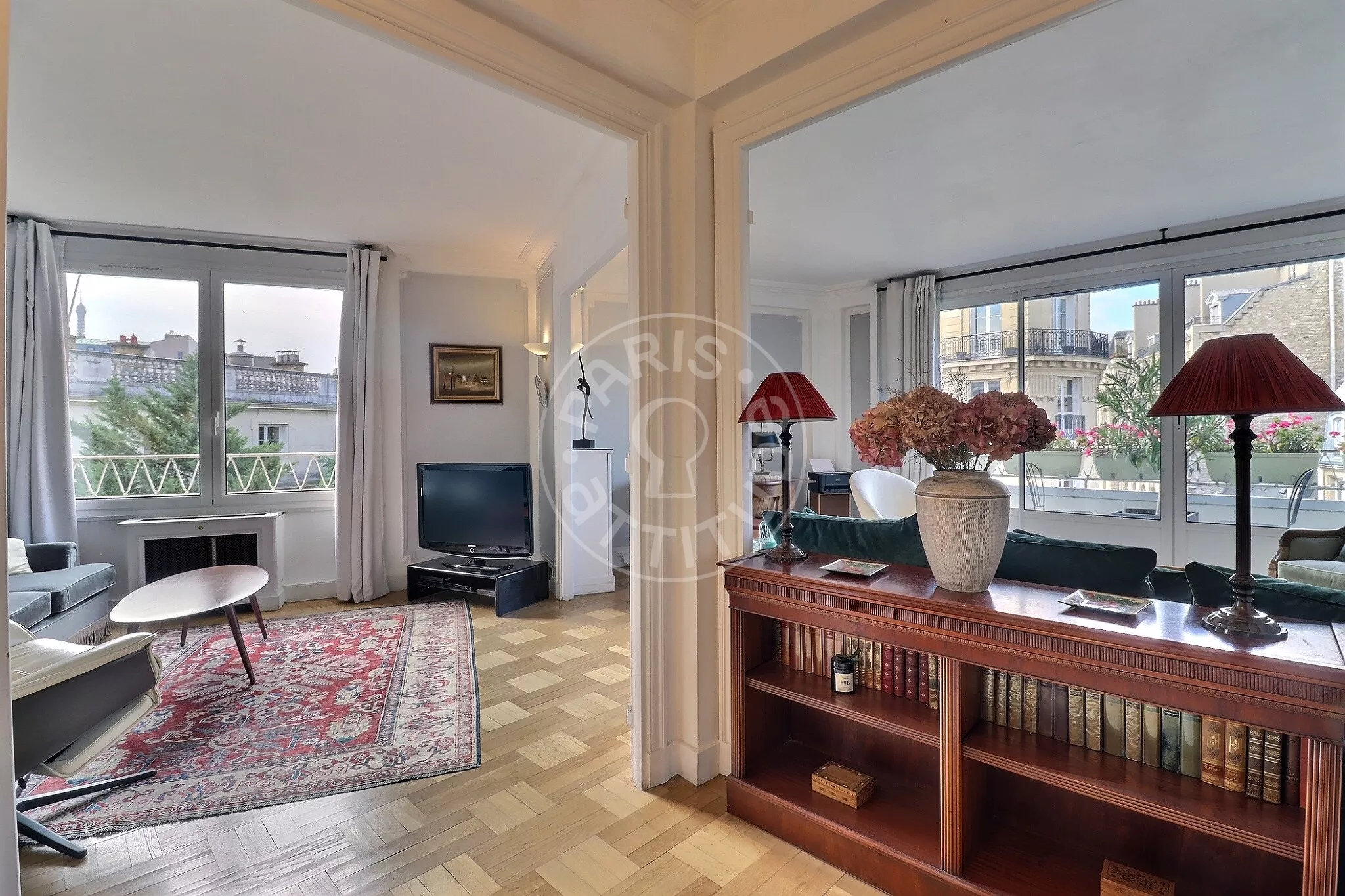 Flat Rue Spontini in Paris