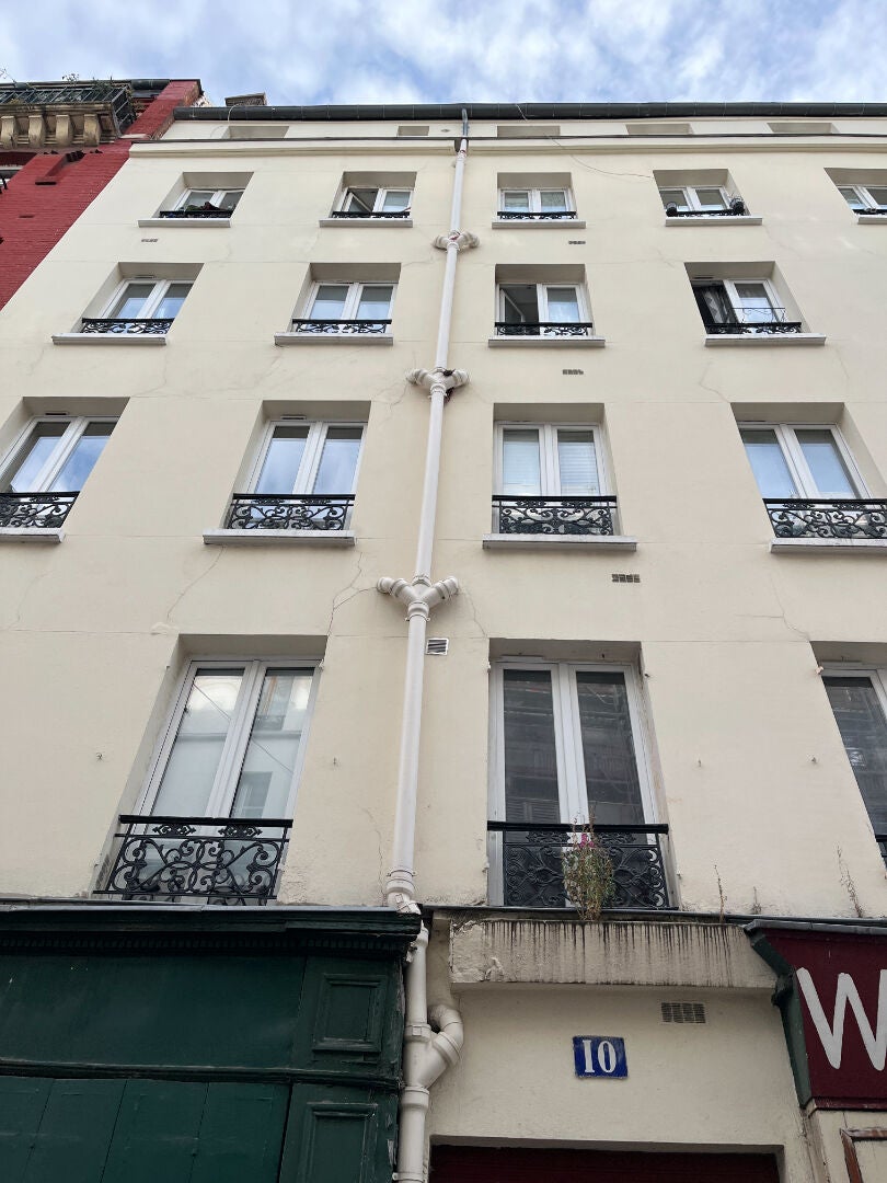 Flat Rue d'Aubervilliers in Paris