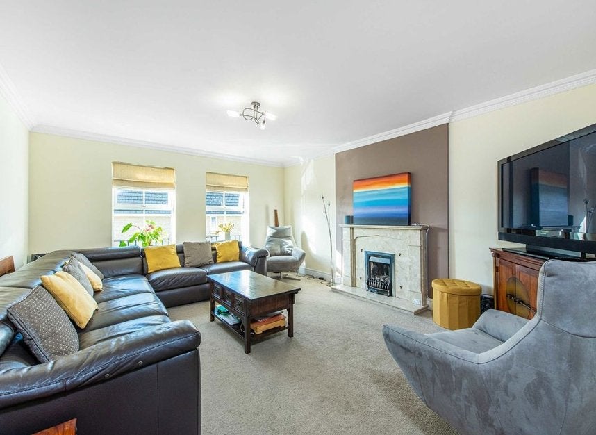 House Ribblesdale Avenue in Greater London