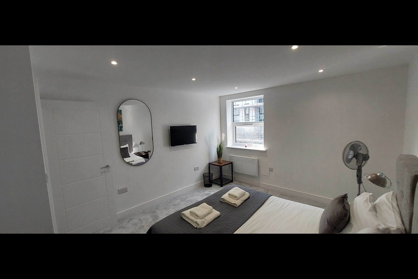 Flat St Georges Road in Surrey Heath