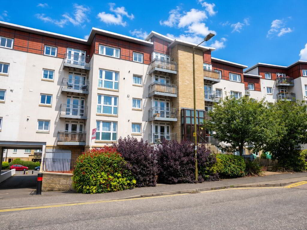Flat New Mart Road in City of Edinburgh