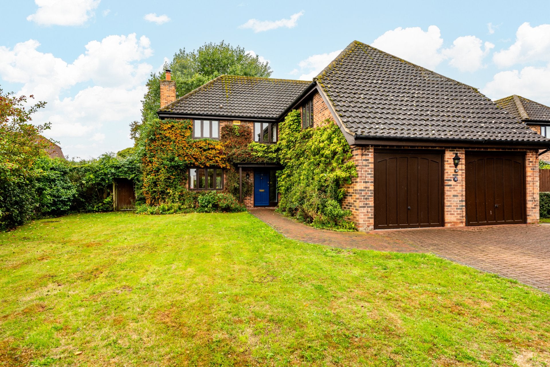 House Green Acres Close in Whitchurch