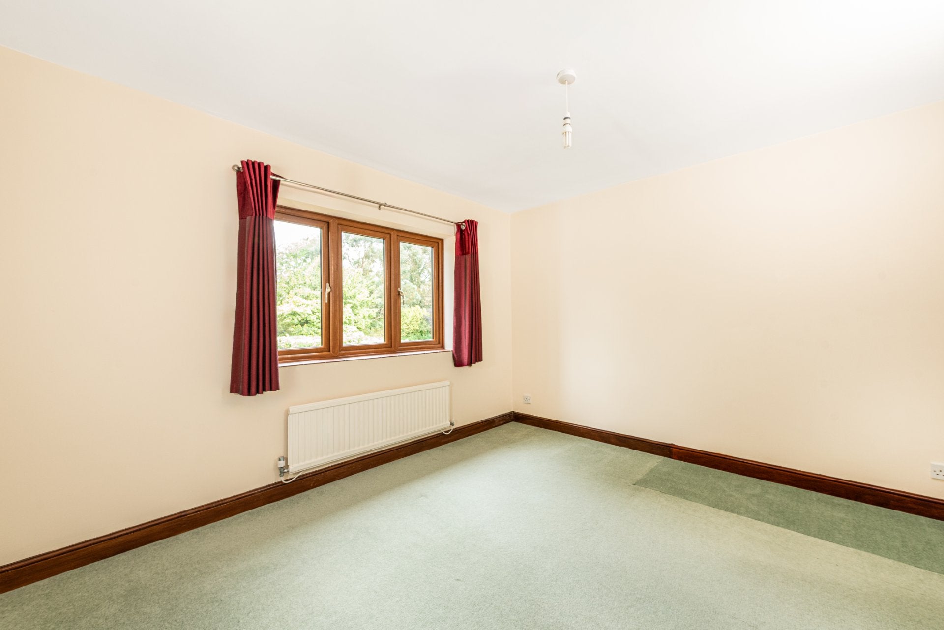 House Green Acres Close in Whitchurch