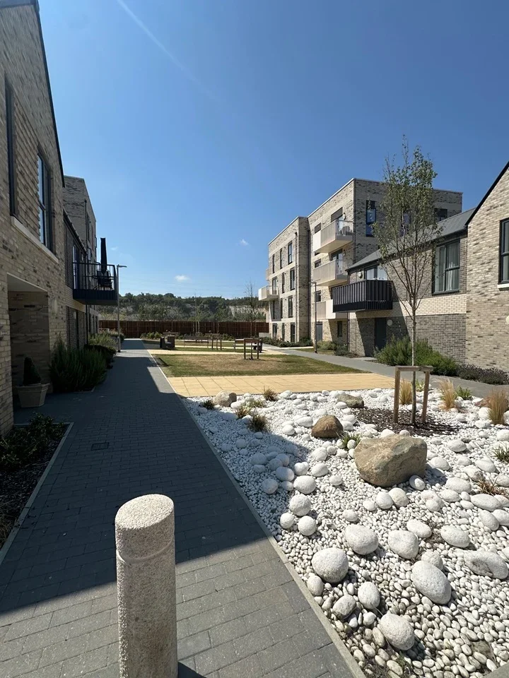 Flat Fastrack Castle Hill West in Ebbsfleet Garden City