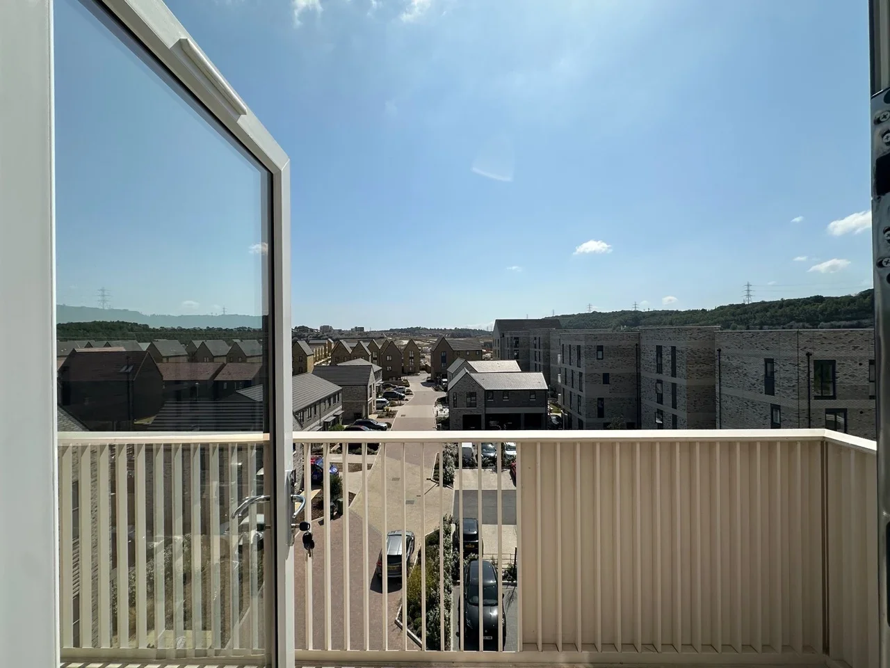 Flat Fastrack Castle Hill West in Ebbsfleet Garden City