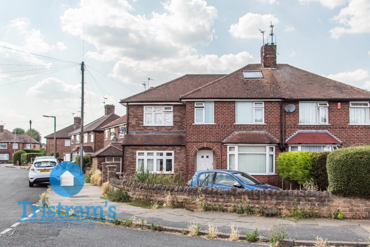 Flat Beech Avenue in Nottingham