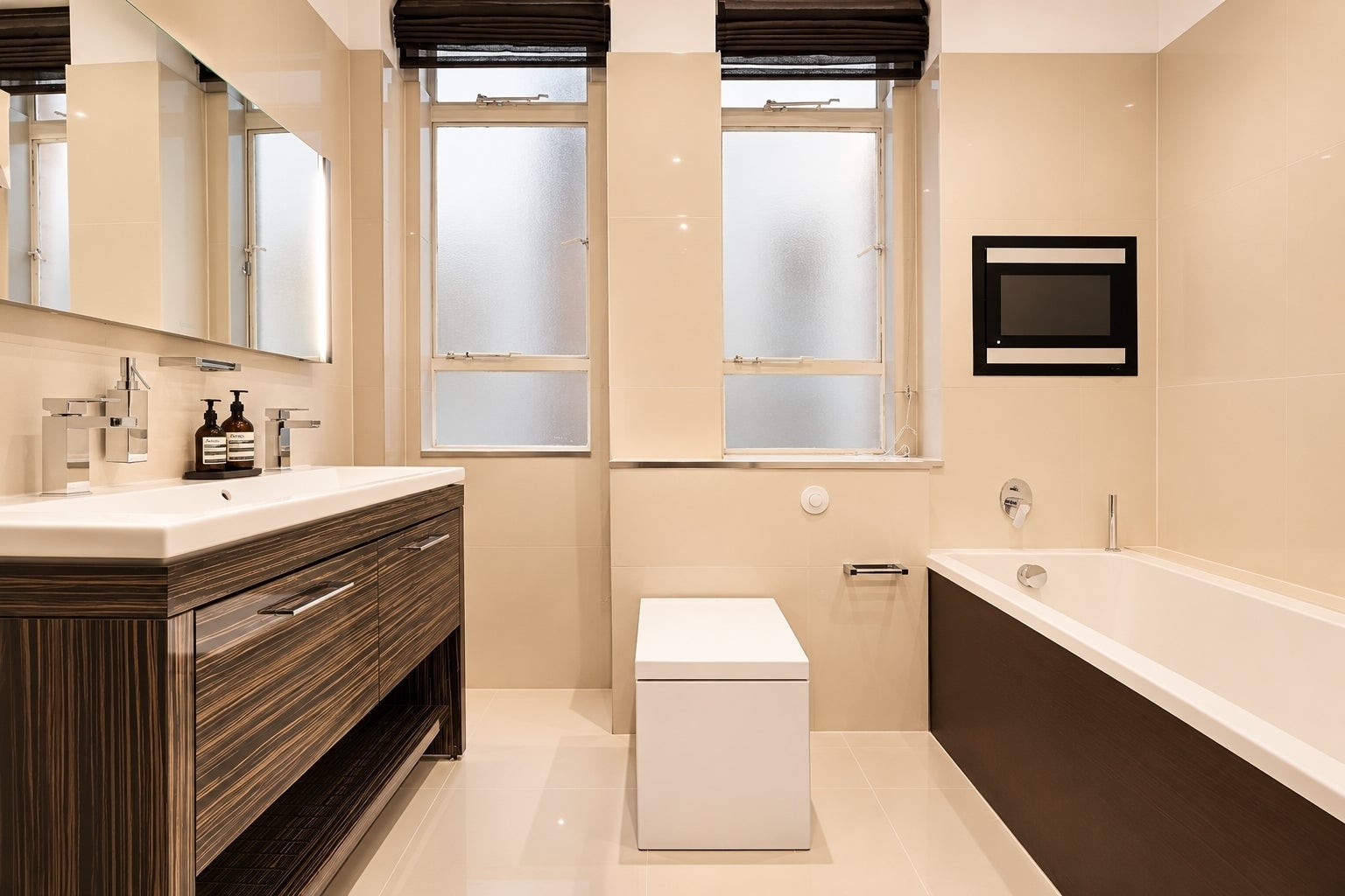 Flat Ryder Street in City of Westminster