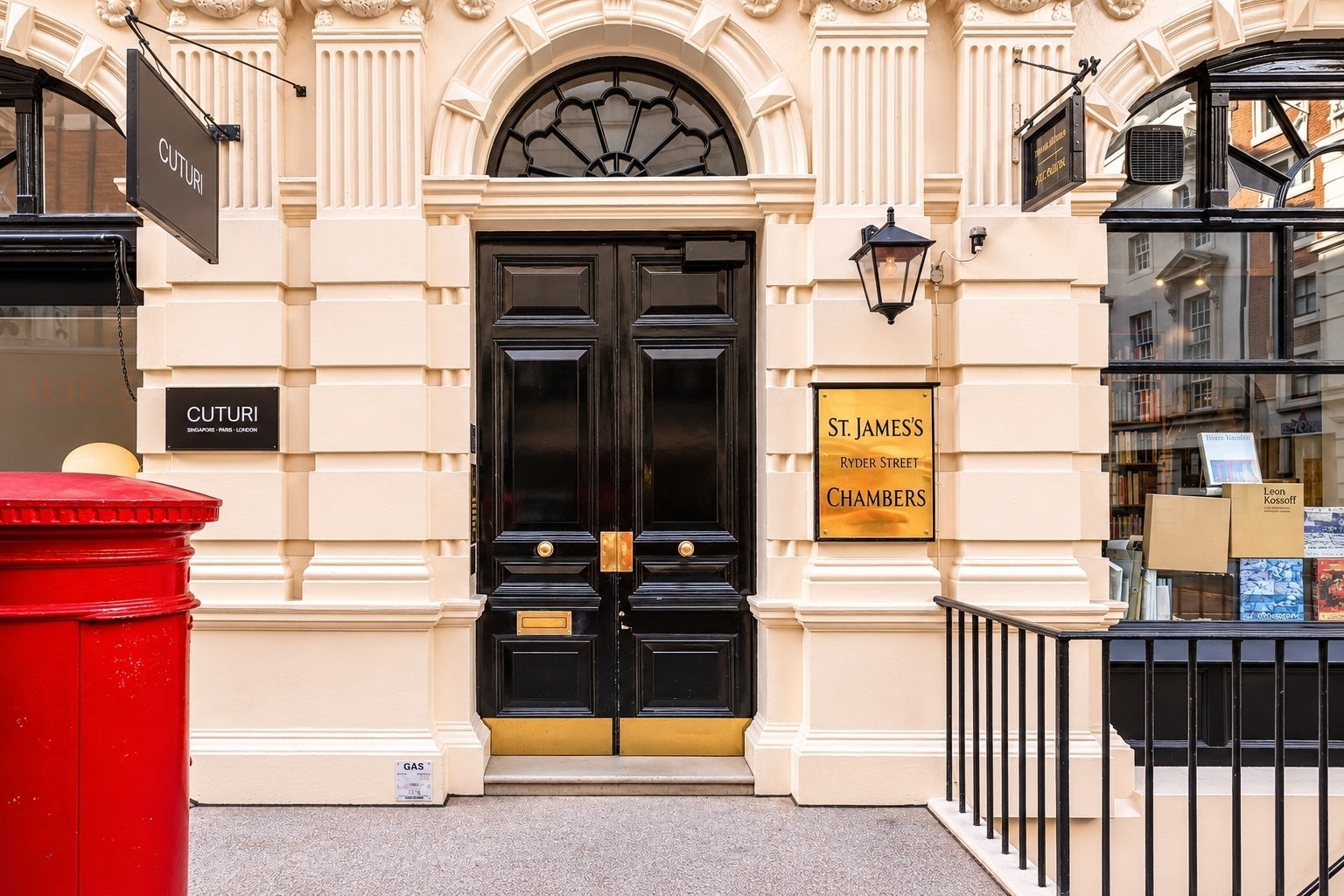 Flat Ryder Street in City of Westminster