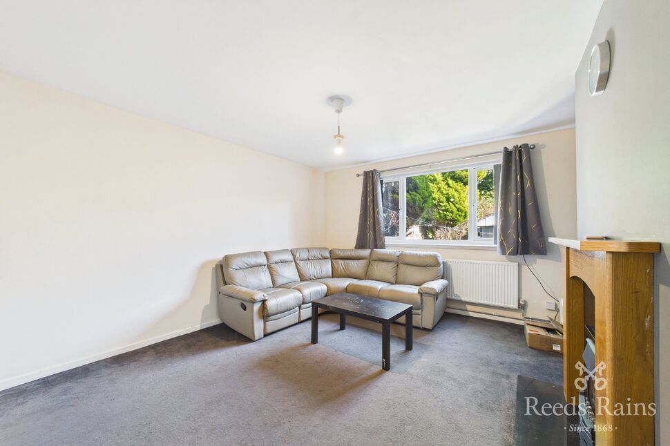 House Yew Tree Road in Manchester