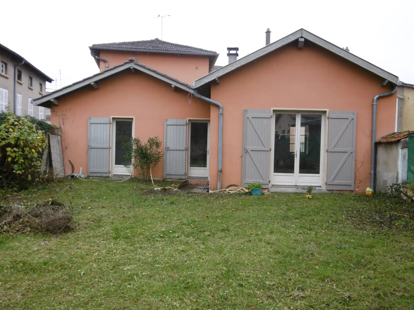 Maison Place Pierre Marie Durand à L'Arbresle