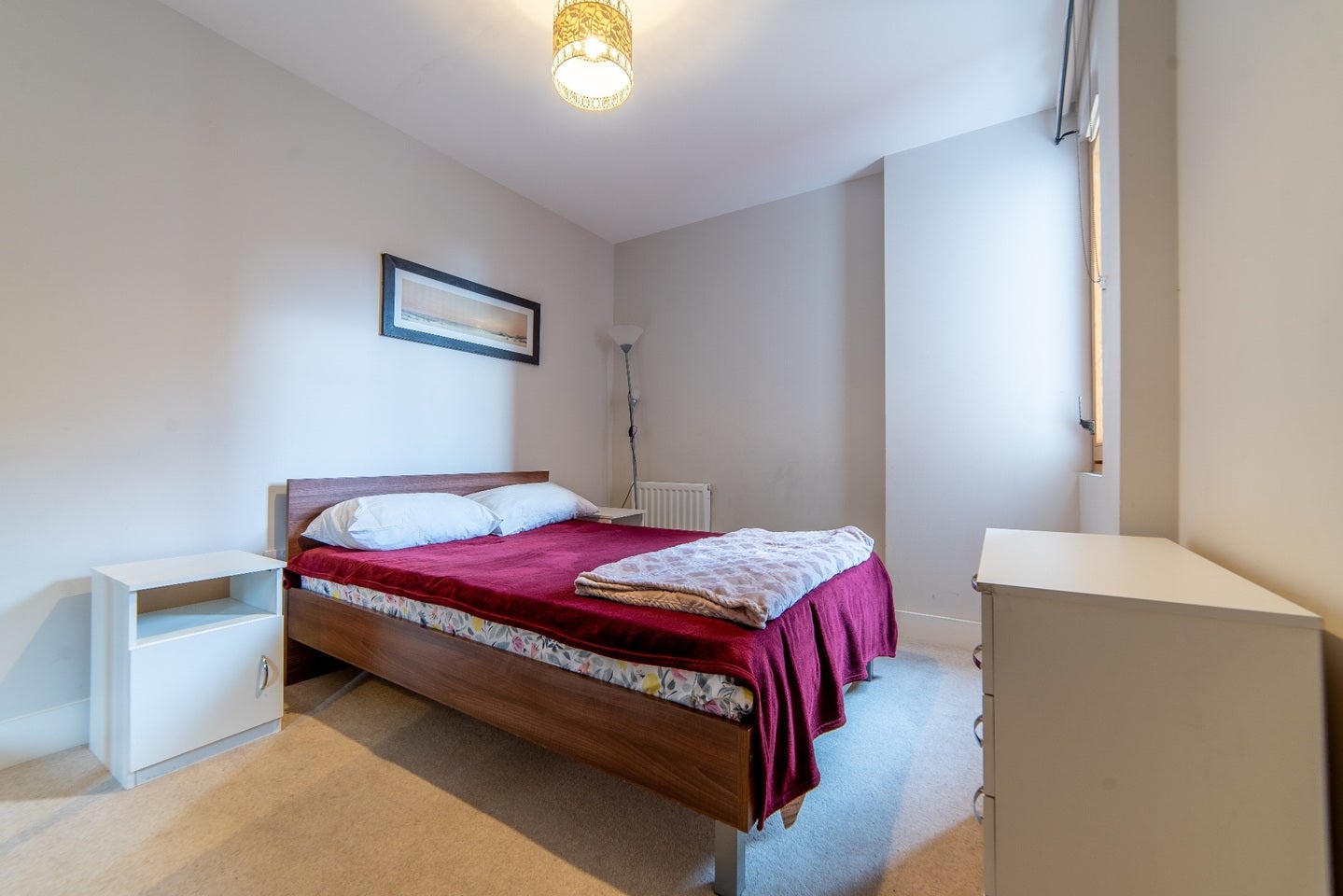 Room St Ives Place in Greater London