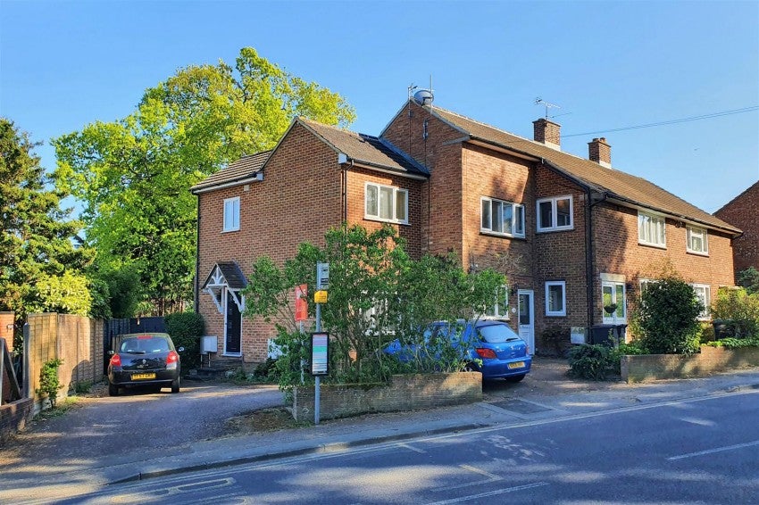 Room Centre Drive in Epping Forest