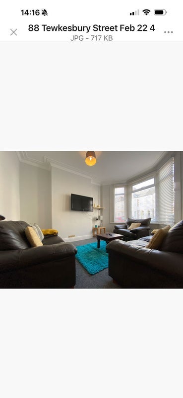 Room Tewkesbury Street in Cardiff