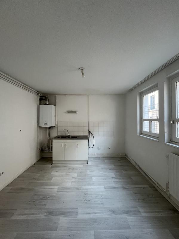 Flat Rue du Salin in Sainte-Colombe