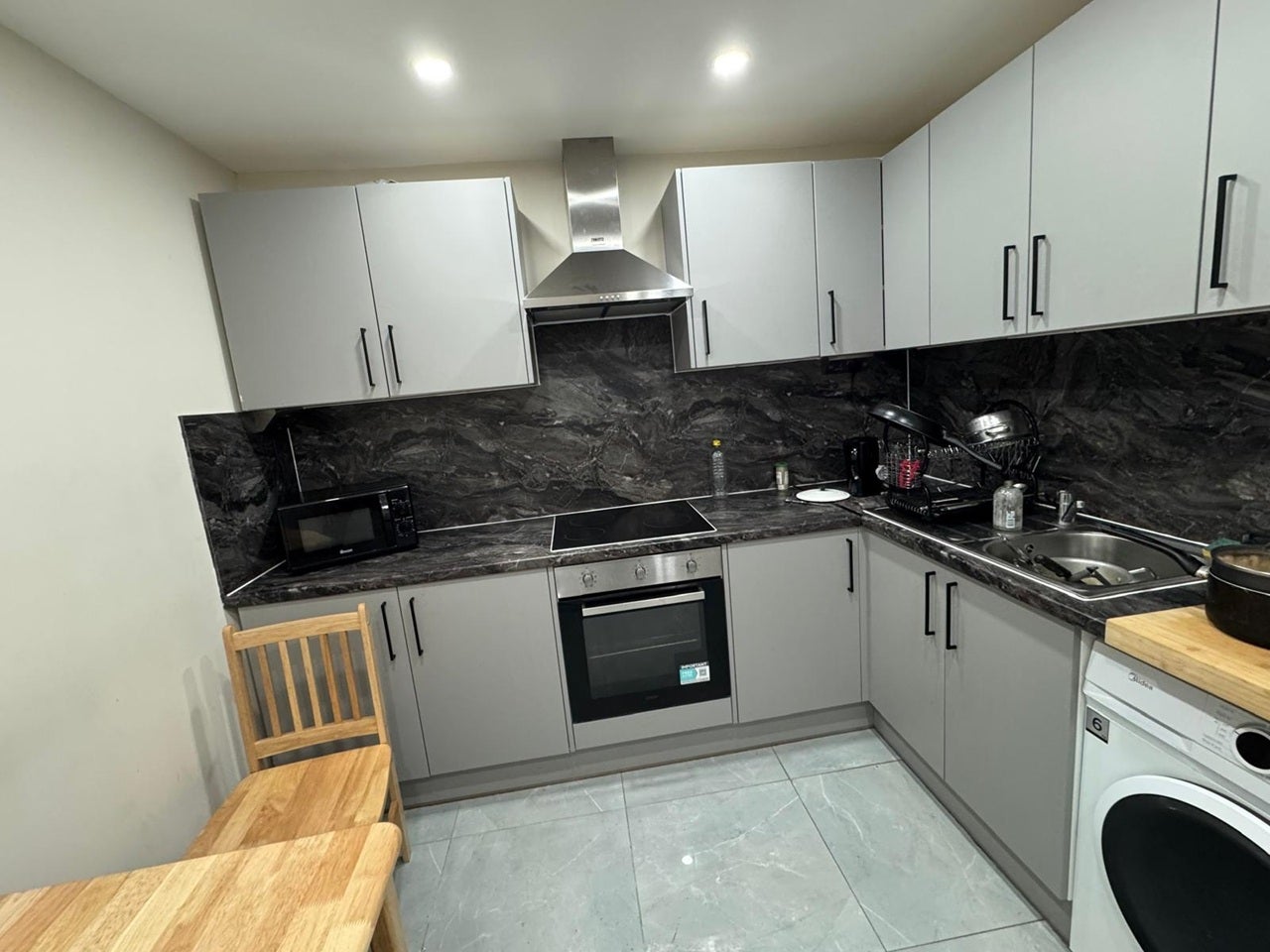 Room Beechmount Avenue in Greater London