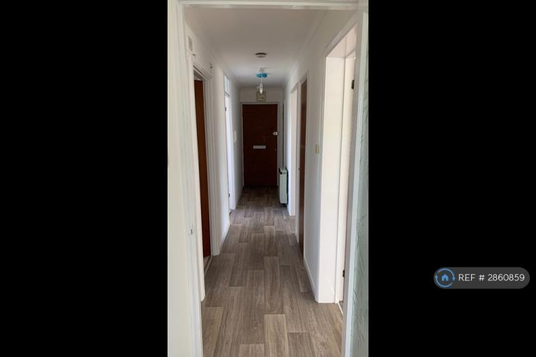 Flat Carew Road in Eastbourne