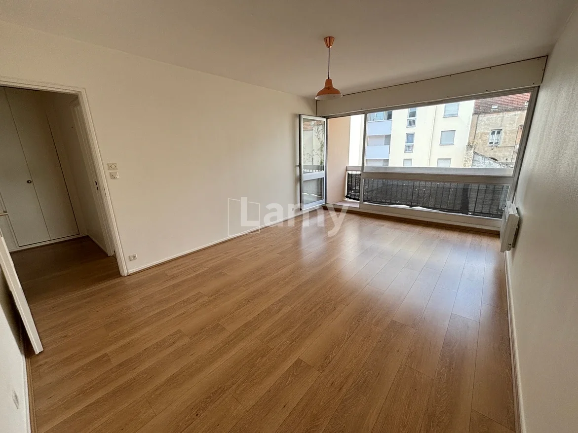Appartement Rue Charles Dumont à Dijon