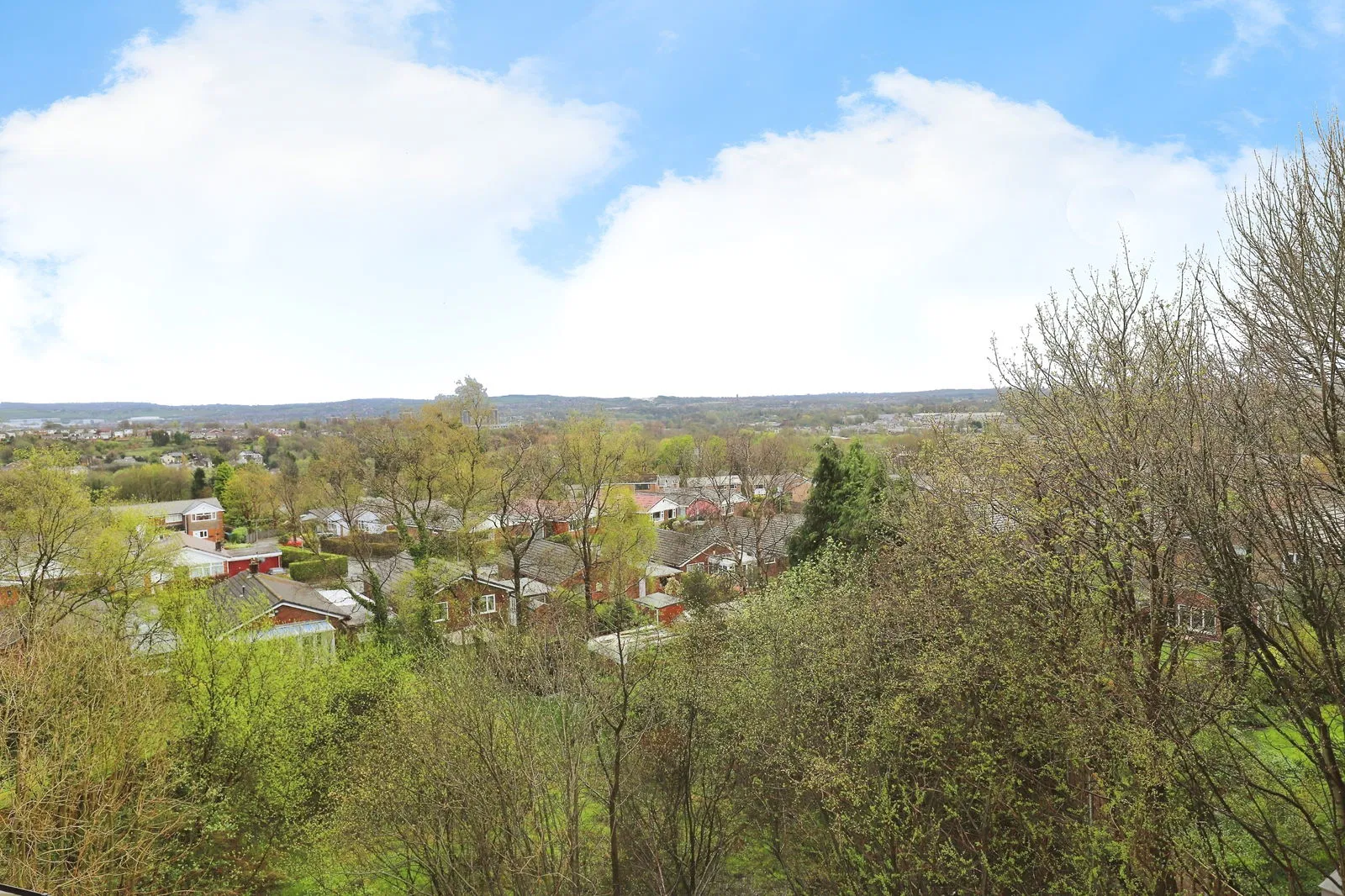 House Glenavon Drive in Rochdale