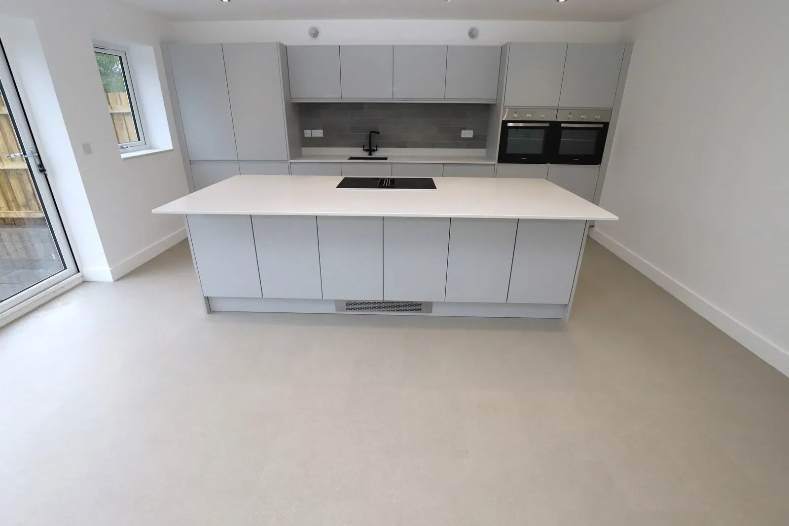 House Glenavon Drive in Rochdale