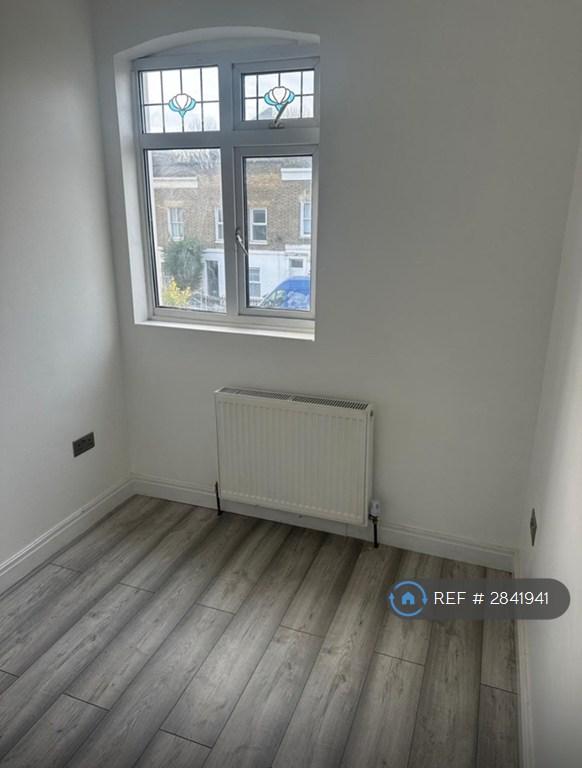 House Elder Road in Greater London