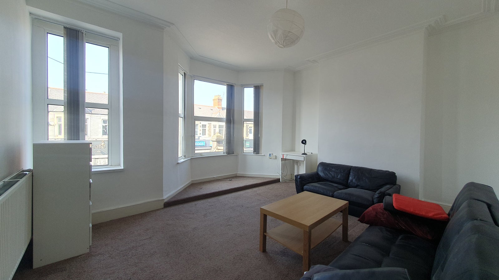Flat Wellfield Road in Cardiff