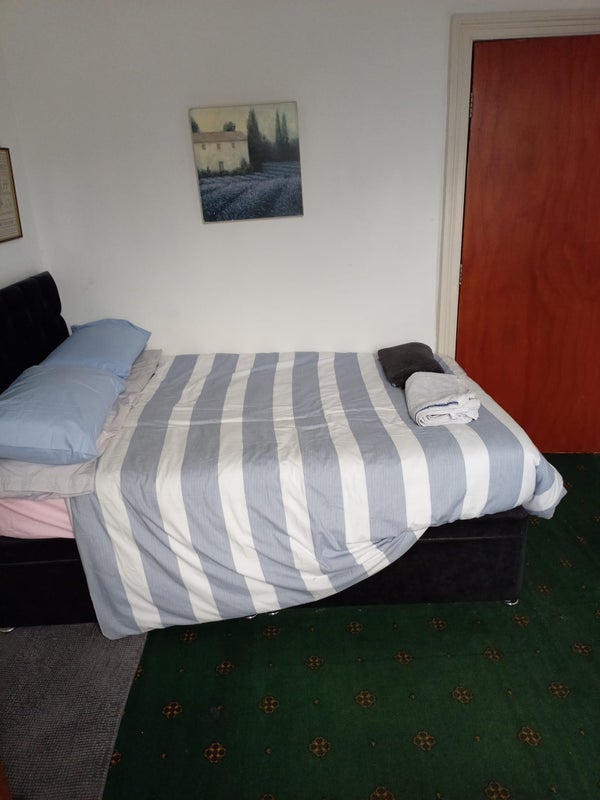 Room Grantham Terrace in Bradford