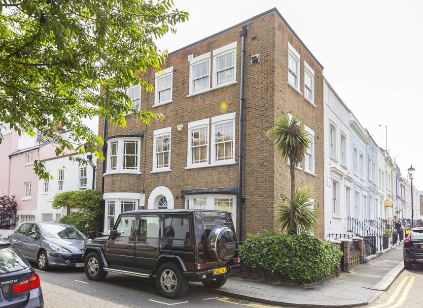 House Hillgate Place in Greater London