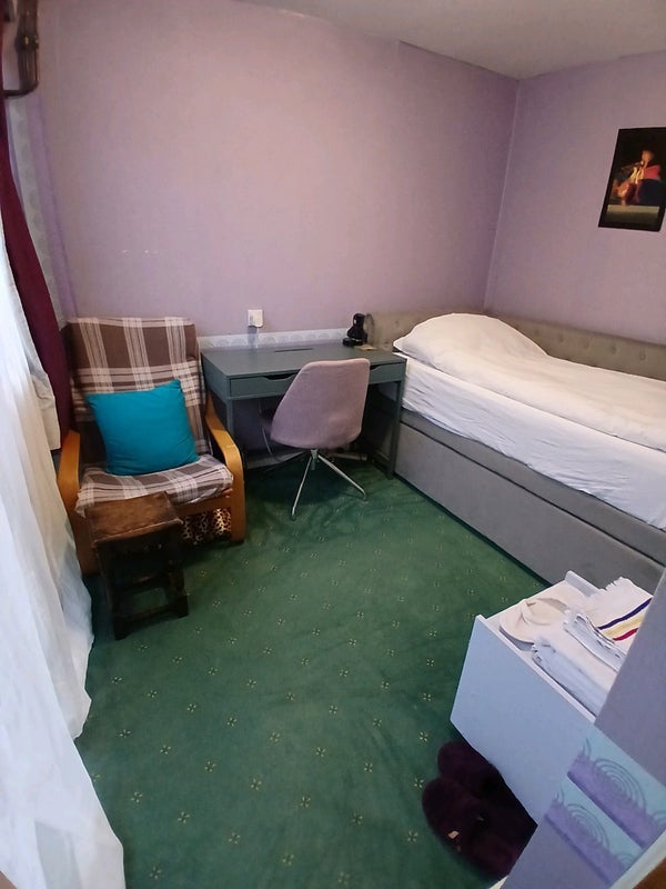House Hazel Way in Greater London
