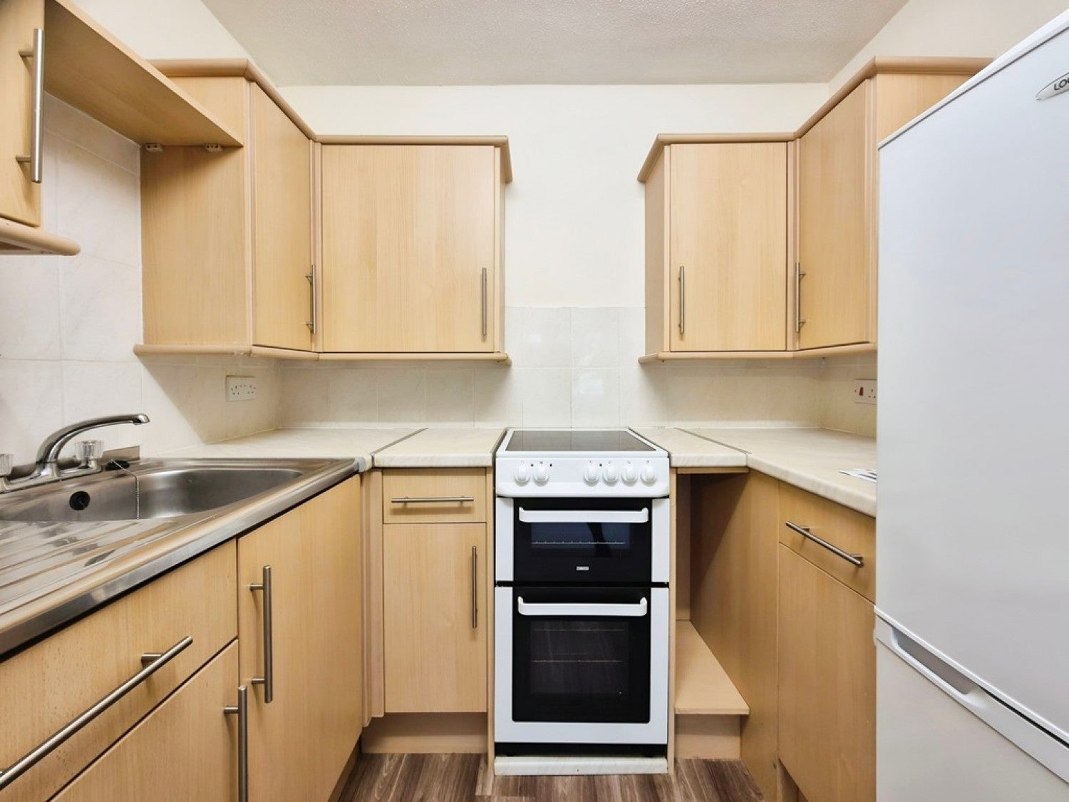 Flat Hendford in Yeovil