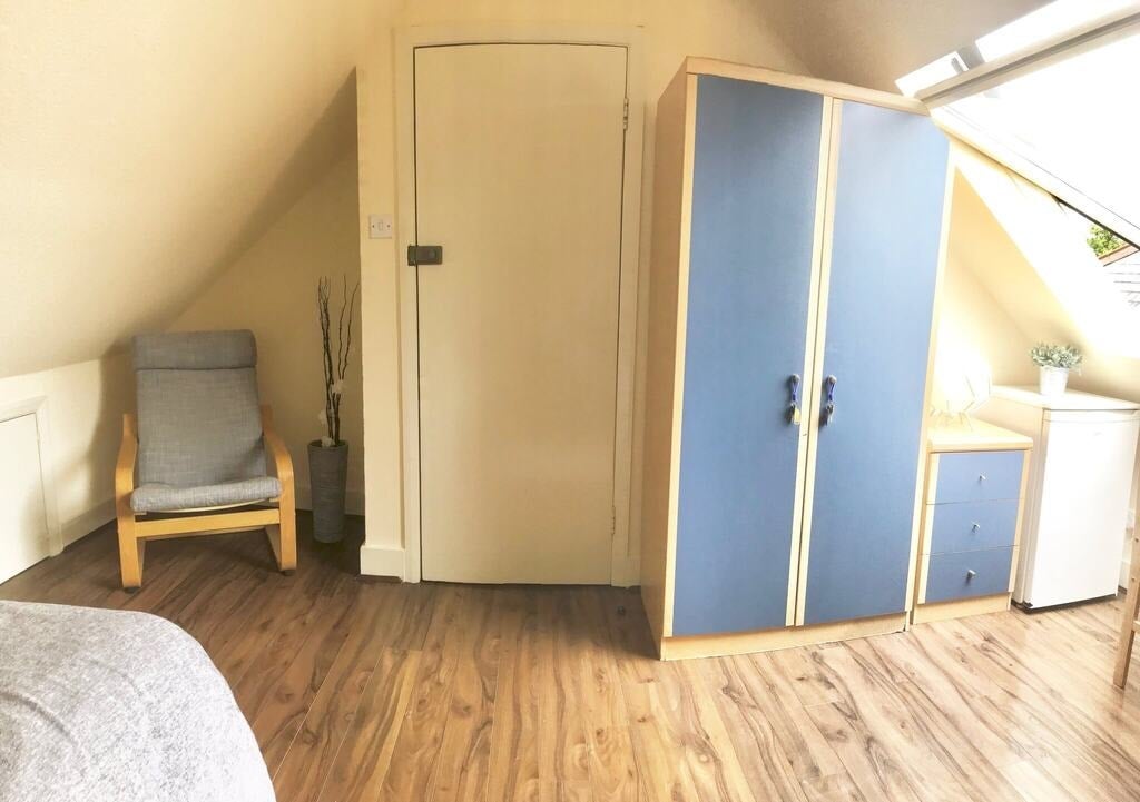 Room Anson Road in Greater London