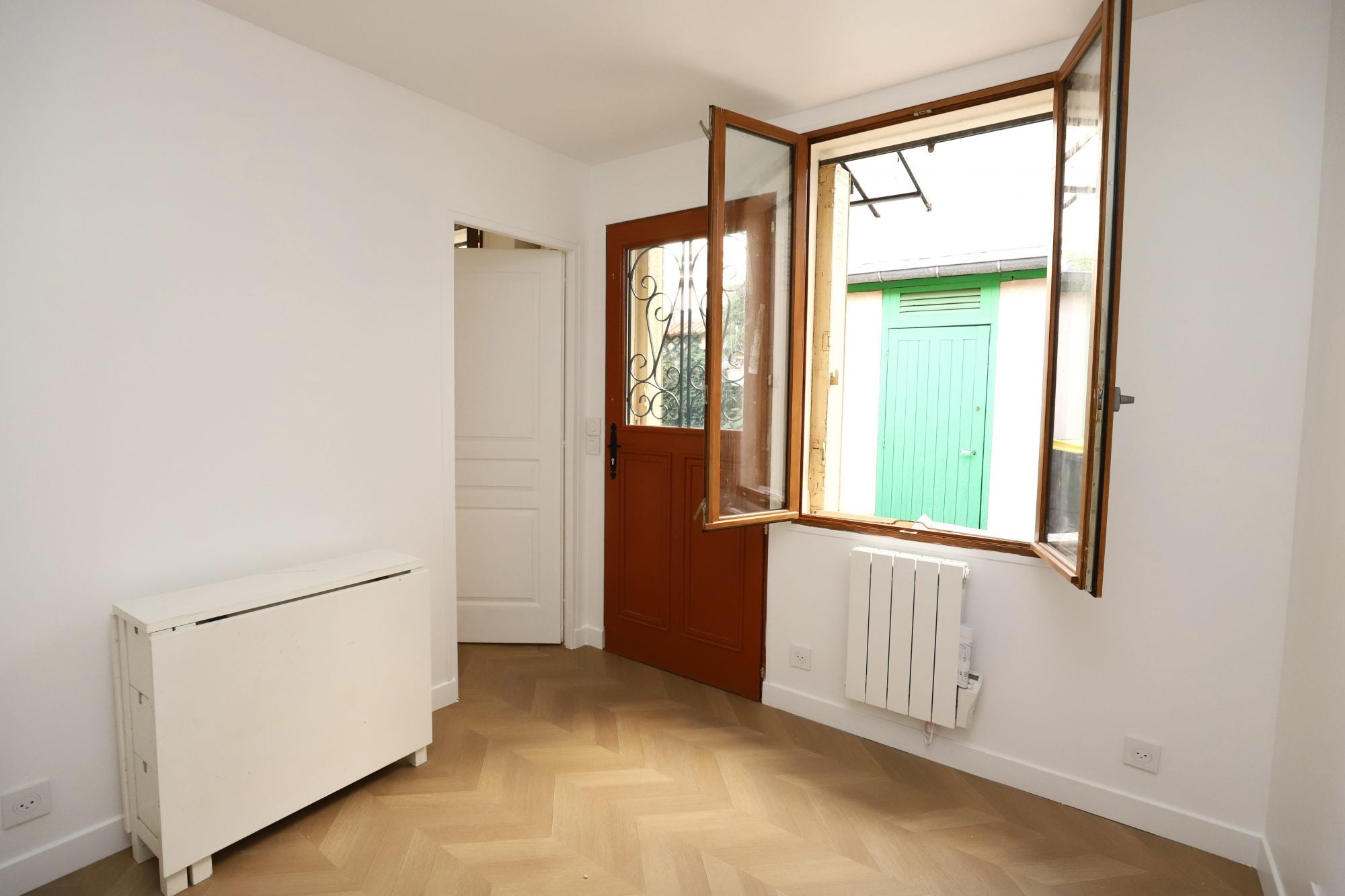 Flat Rue Dohis in Vincennes