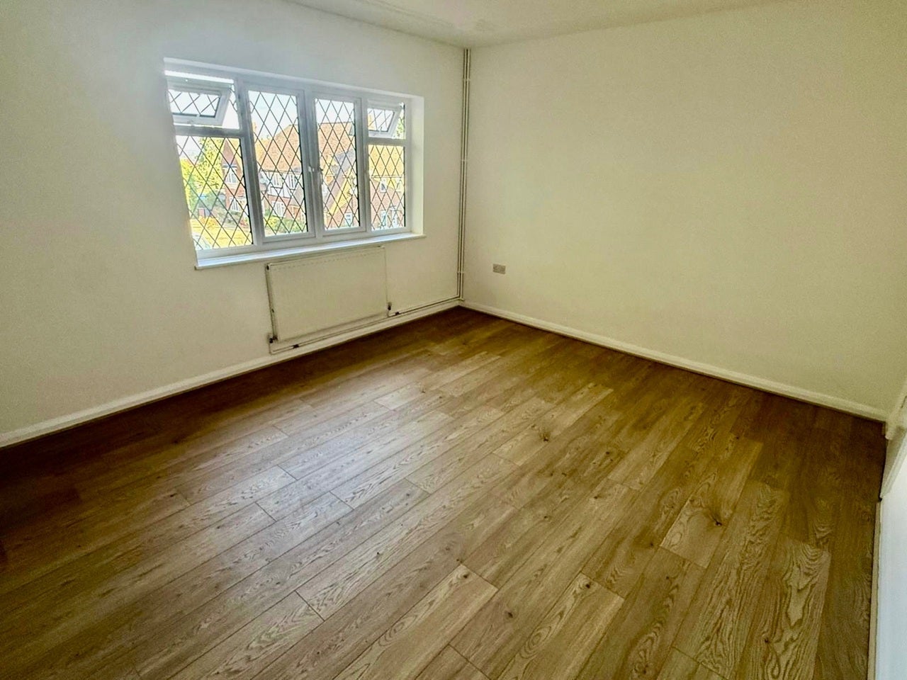 Flat Catsey Lane in Hertsmere