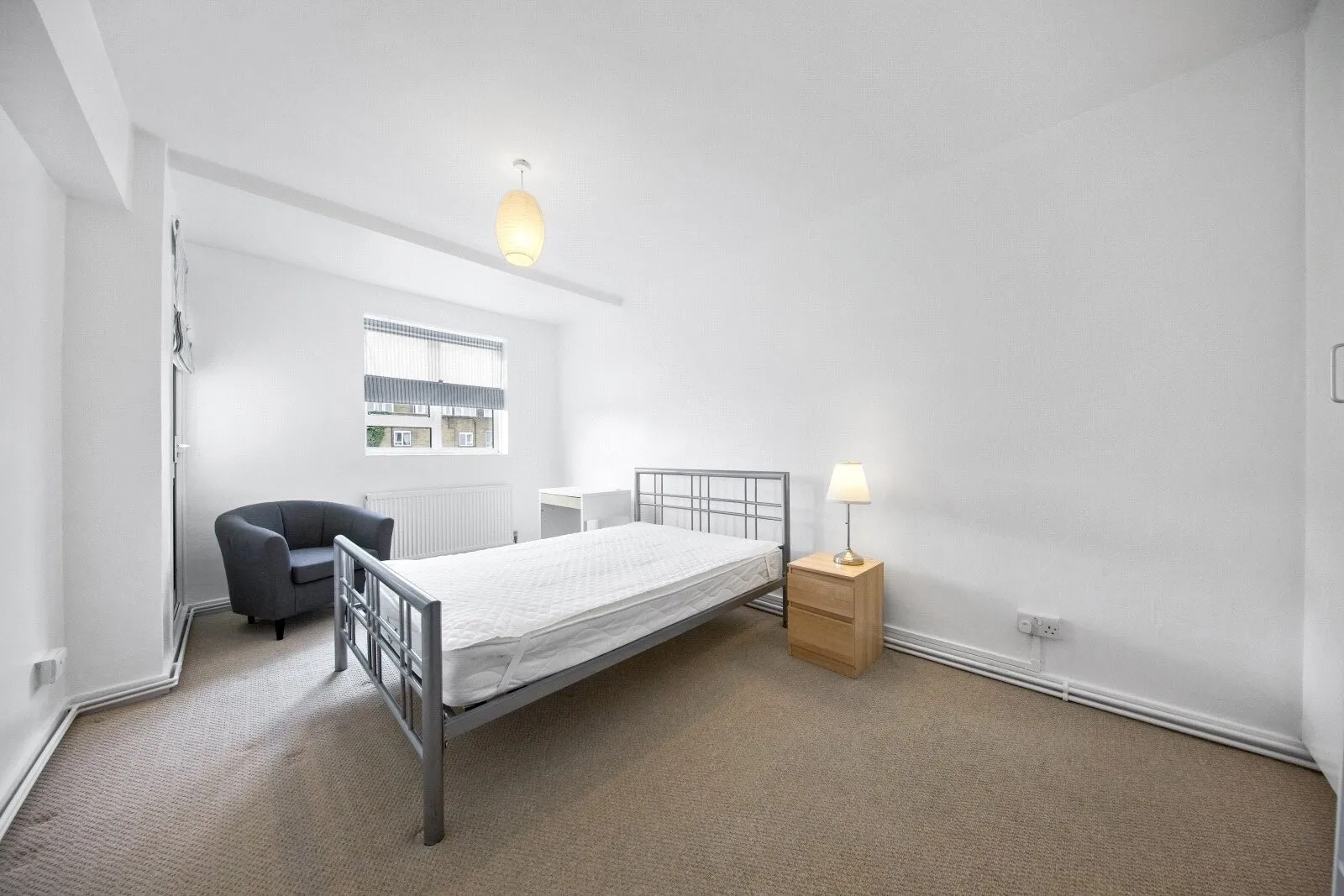 Flat Cumberland Market in Greater London