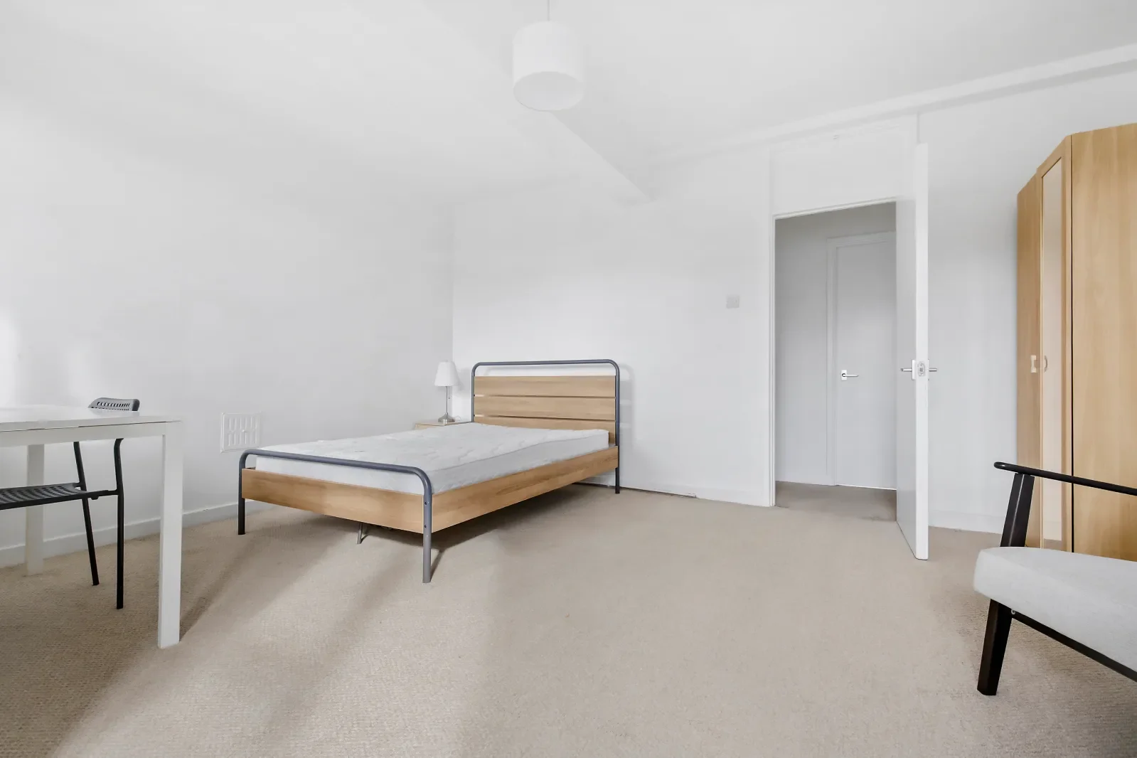 Room Cumberland Market in Greater London